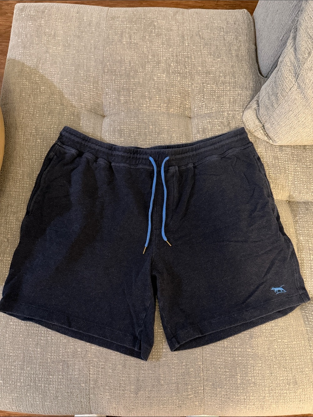 RODD & GUNN MENS RESORT SHORTS NAVY BLUE